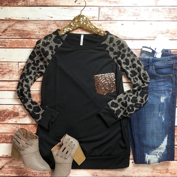 Tops - Last 1! MEDIUM Leopard Sleeve Sequin Pocket Top